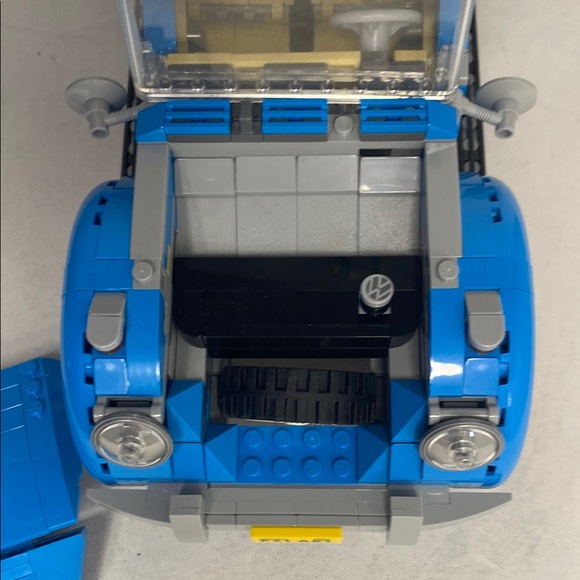 Lego Blue and Yellow Building Set with Surfboard - Picture 3 of 7